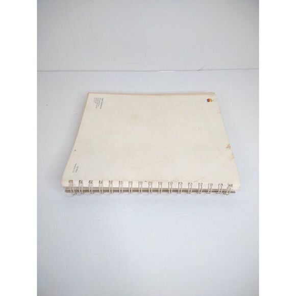 Apple II GS Owner's Guide (1988) 030-1502-A - Picture 13 of 16